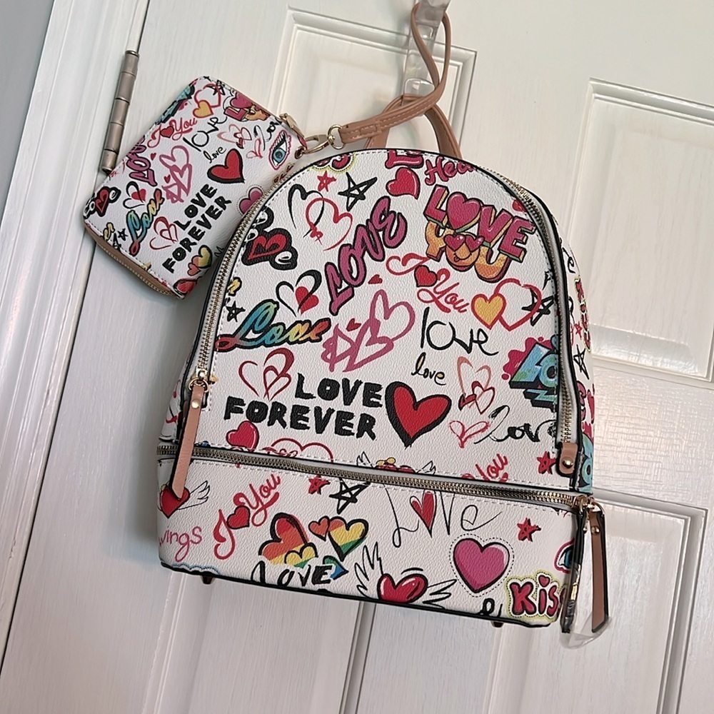 Graffiti backpack bag and wristlet NWT